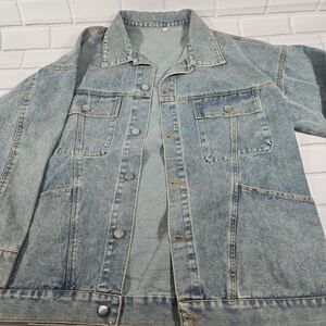 Midway Denim Jacket New Loose Fit Light Blue SIZE Large with pockets